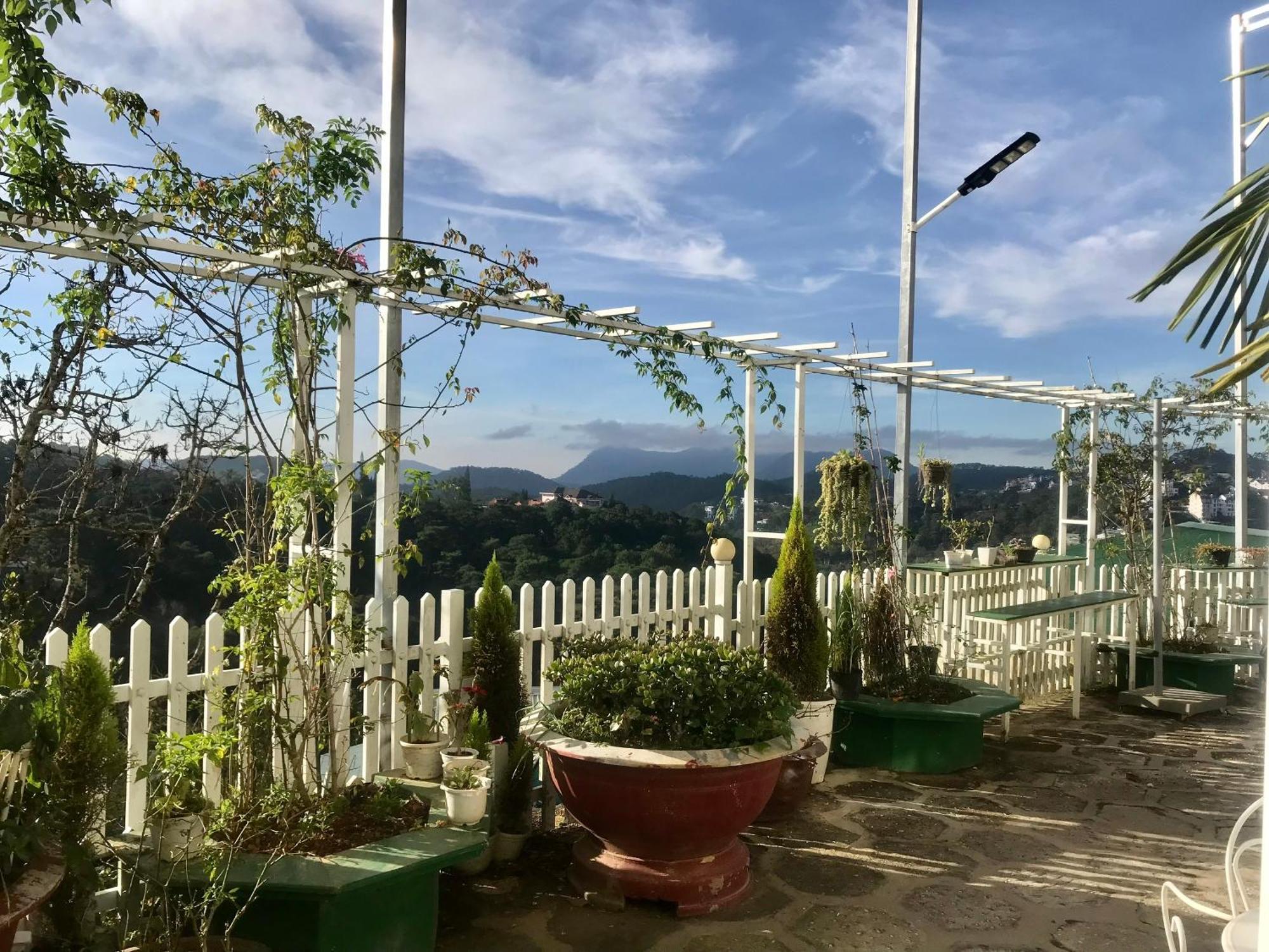 Lacami Dalat Hotel Esterno foto